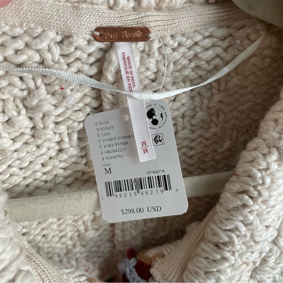 Free People Rosebud Cardi Size Medium NWT with defects $298 - Picture 16 of 16